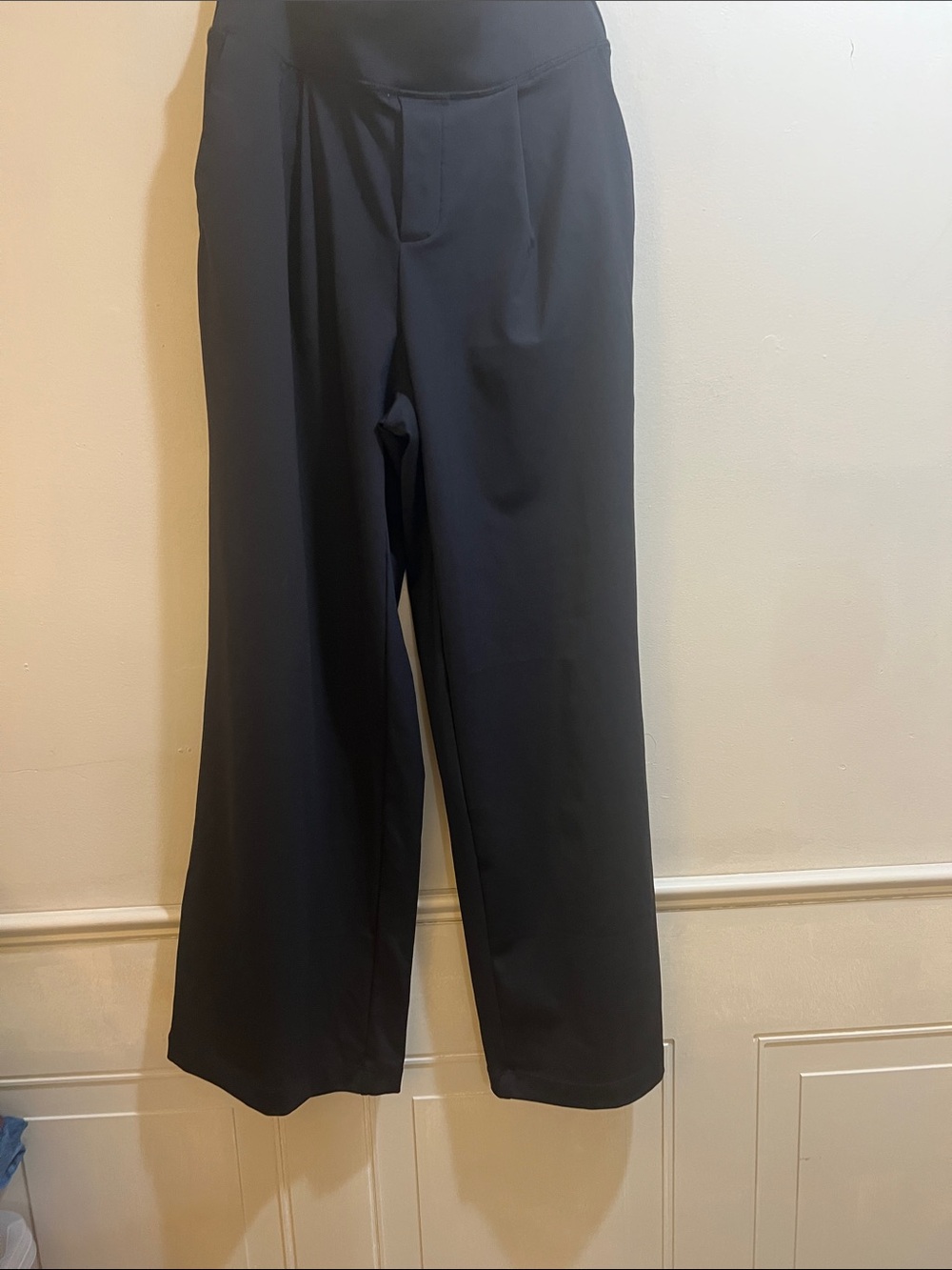 HALARA Black Wide-Leg High-Rise Pants